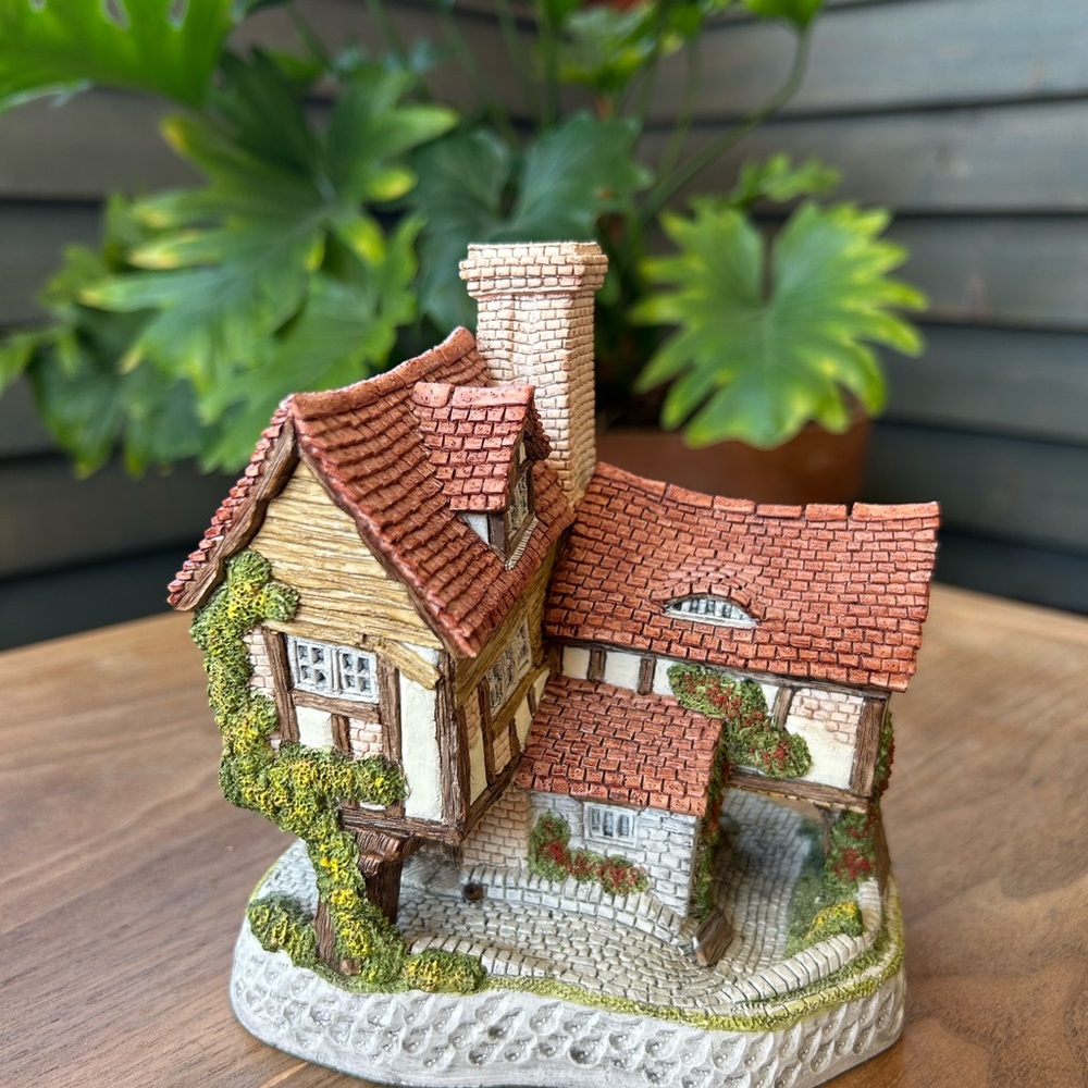 David Winter Cottage